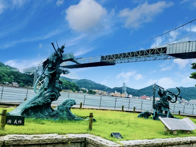 壇ノ浦の戦い記念像
